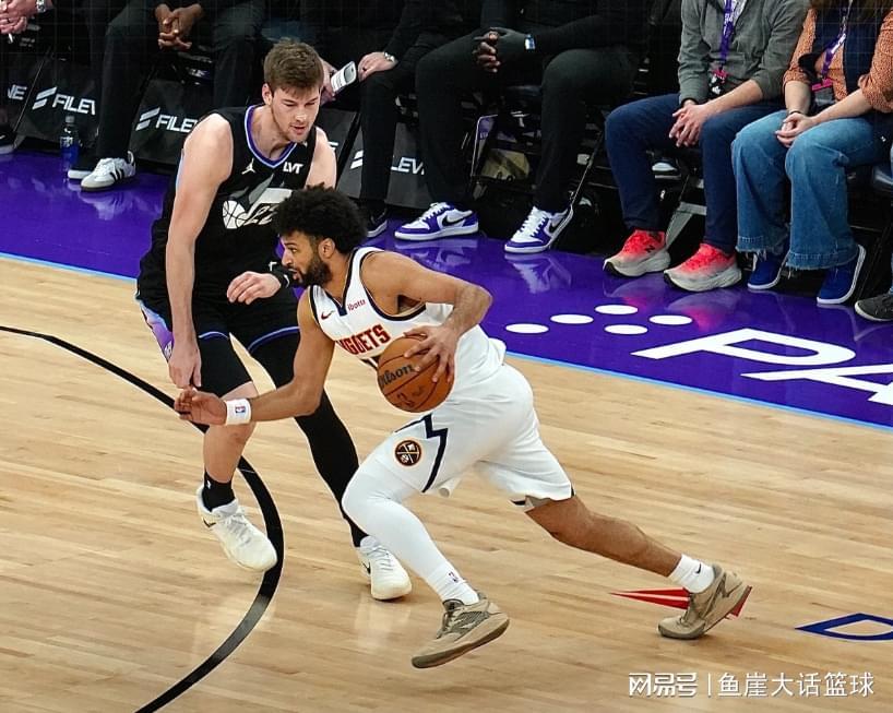 九游体育-掘金险胜！约基奇22分11罚，乔治36+2无缘绝平，穆雷45+8也犯大错